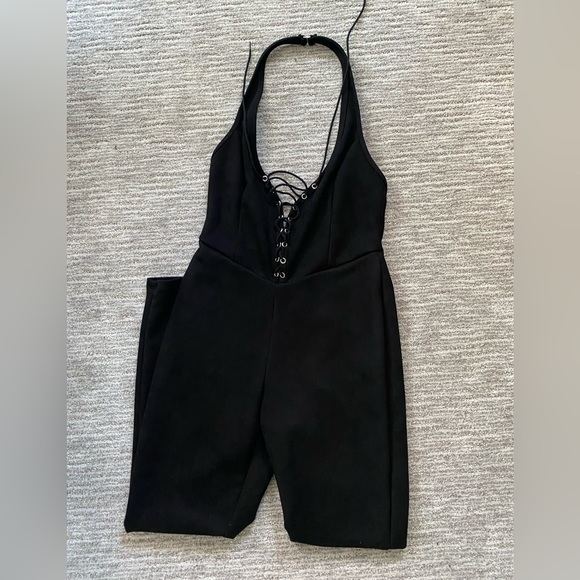 jumpsuit - Picture 4 of 4